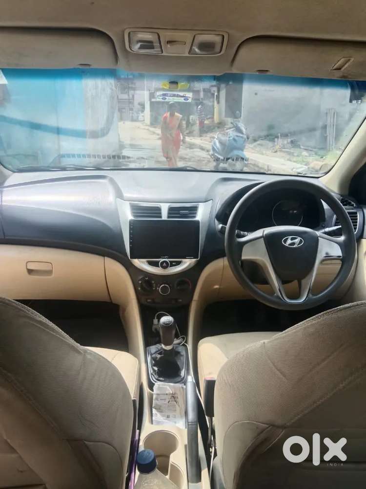 Hyundai Verna Crdi 2012 Variant