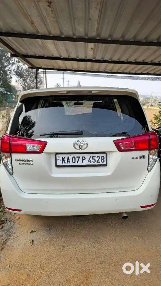 Toyota Innova Crysta 2021 Diesel Well Maintained