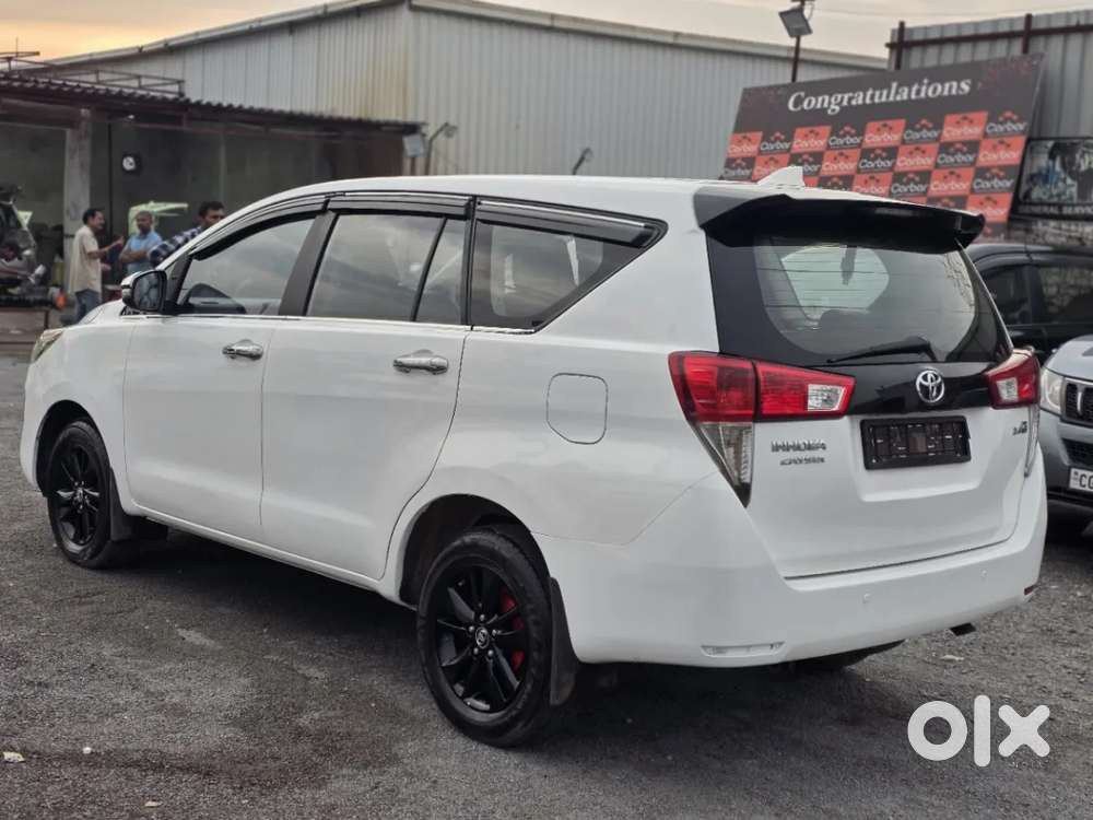 Toyota Innova Crysta 2.4 G Mt 7 Str, 2018, Diesel