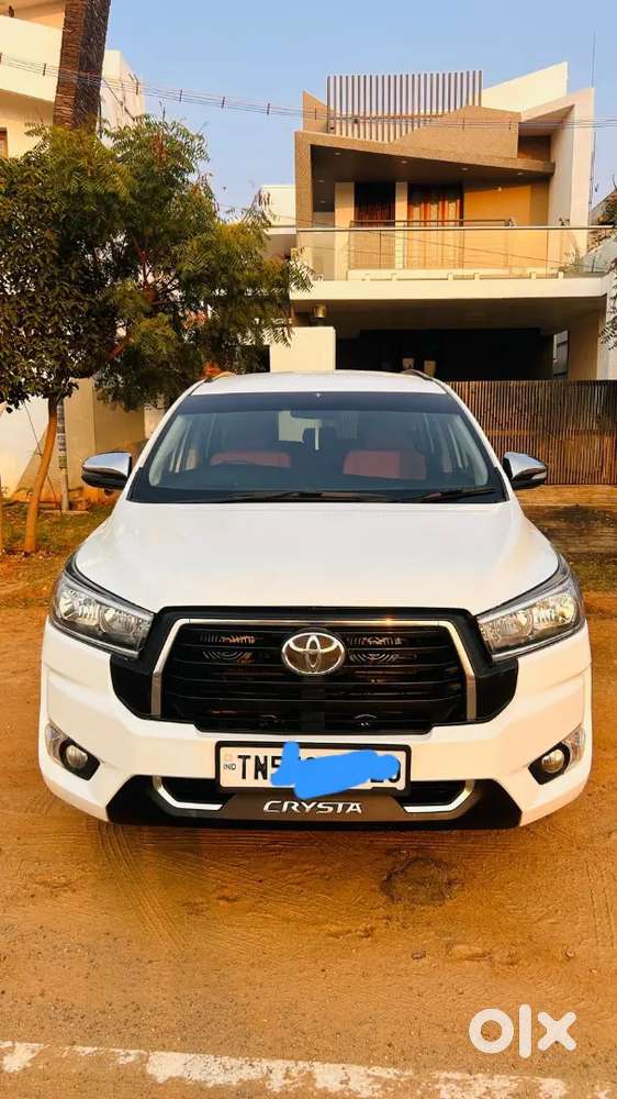 Toyota Innova Crysta 2022 Diesel 70000 Km Driven