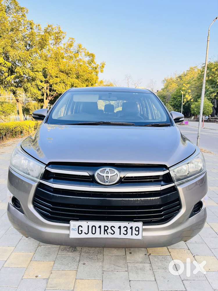 Toyota Innova Crysta 2.4 Gx Mt, 2016, Diesel