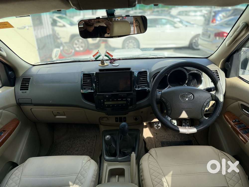 Toyota Fortuner 3.0 4x4 Manual, 2010, Diesel