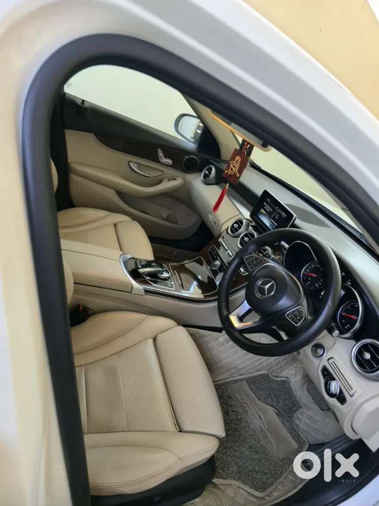 Mercedes Benz C-220 Diesel