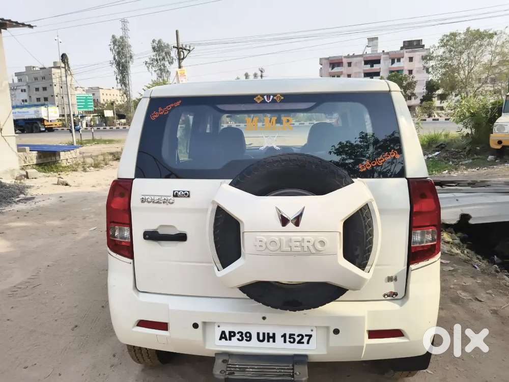 Mahindra Bolero Neo 2022