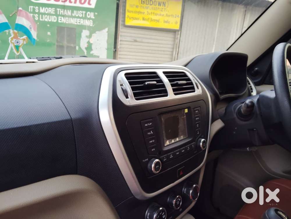 Mahindra Bolero Neo N8, 2024, Diesel