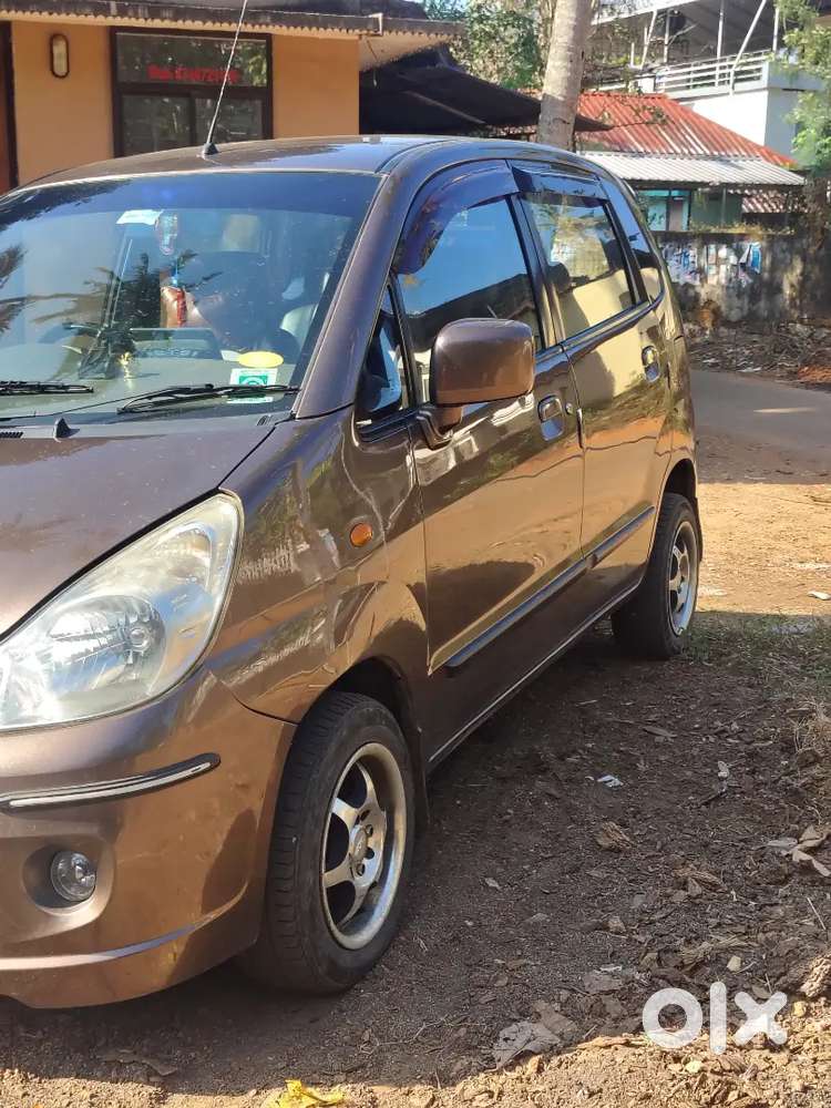 Maruti Suzuki Zen Estilo 2010