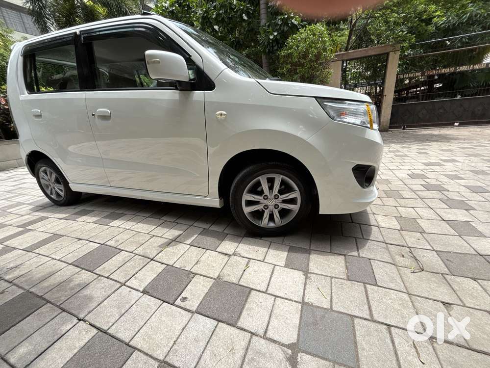 Maruti Suzuki Wagon R Stingray 1.0 Vxi Plus, 2017, Petrol