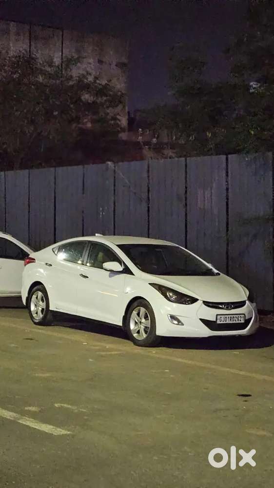 Well-maintained Hyundai Elantra Diesel (dec 2013) Excellent Condition