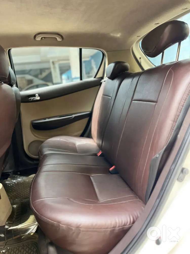 Hyundai I20 2010 Petrol 80000 Km Driven