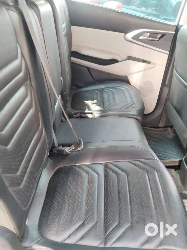Kia Carens G1.5 6mt Gravity, 2024, Petrol