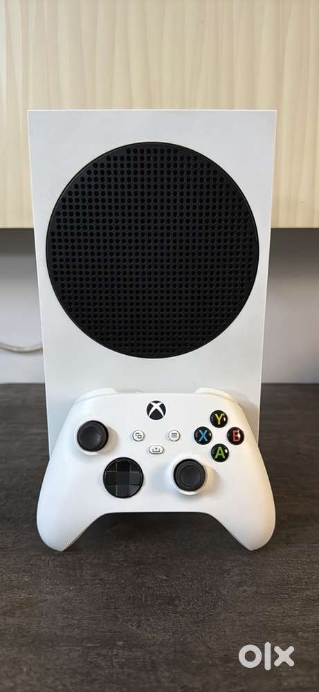 Xbox Series S 512GB  Mint Condition  With bill and box