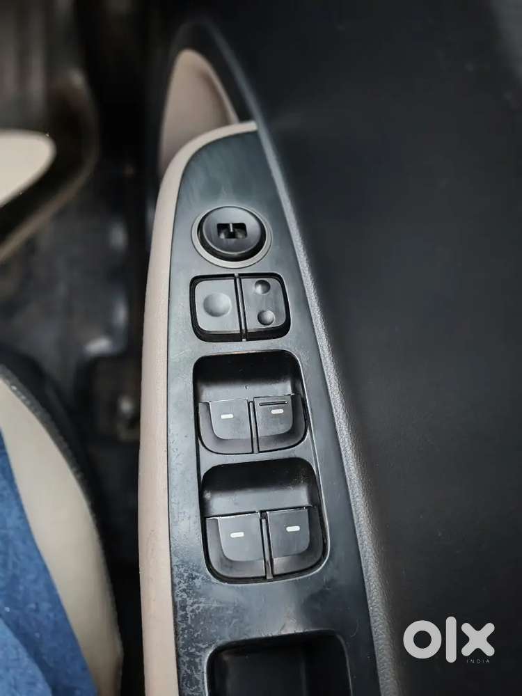 Hyundai Grand I10 2017 Diesel 89000 Km Driven