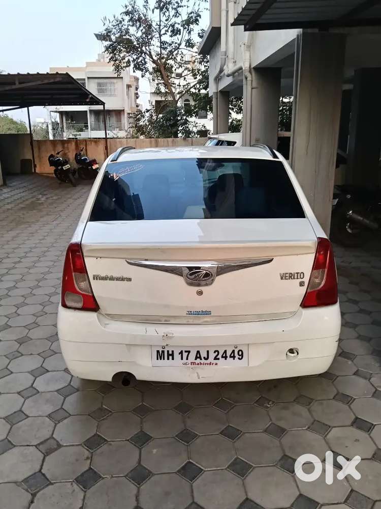 Mahindra E Verito 2012