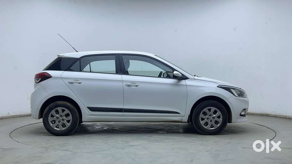 Hyundai Elite I20 [ ] 1.2 Sportz, 2016, Petrol