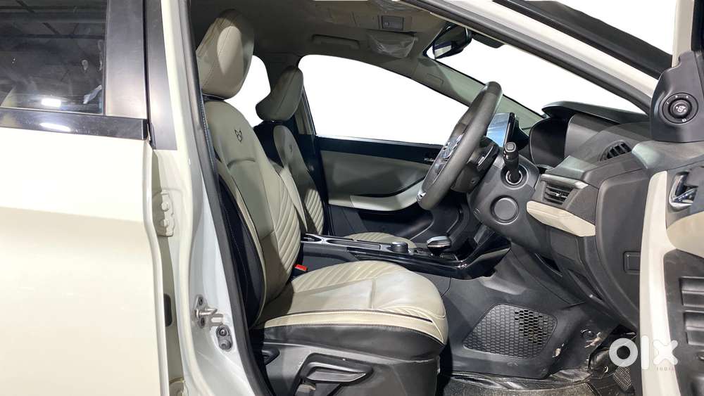 Tata Nexon Creative Plus 1.2 Revotron Petrol 7dca, 2023, Petrol