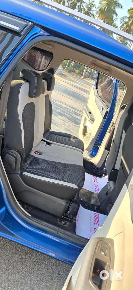 Renault Triber Rxz Easy-r Amt, 2022, Petrol