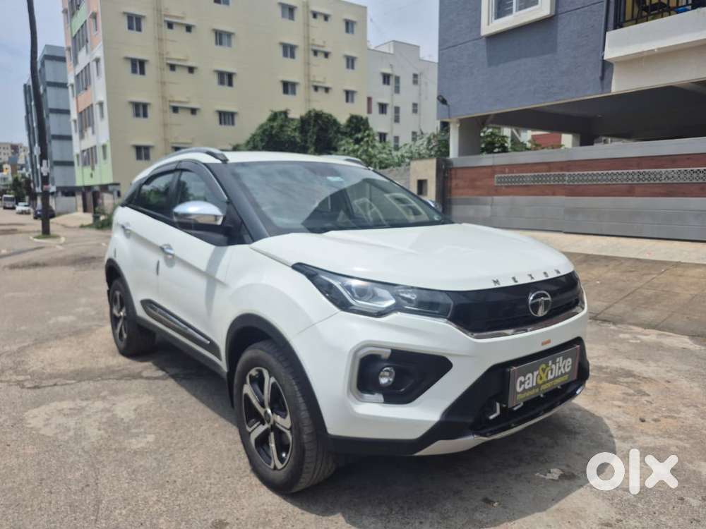 Tata Nexon 1.2 Revotron Xza Plus (l), 2023, Petrol