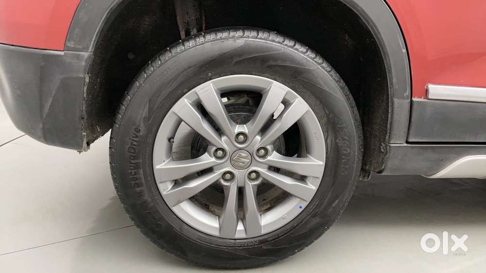 Maruti Suzuki Vitara Brezza Zdi+ Dual Tone Mt, 2016, Diesel