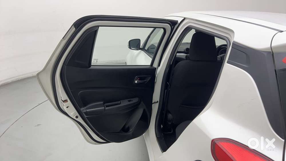 Maruti Suzuki Swift Amt Vvt Vxi, 2018, Petrol