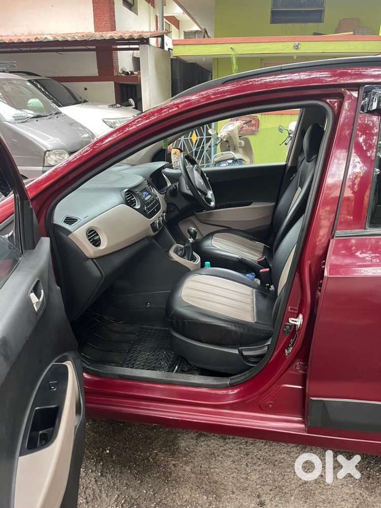 Hyundai Grand I10 Sportz 2016 Petrol