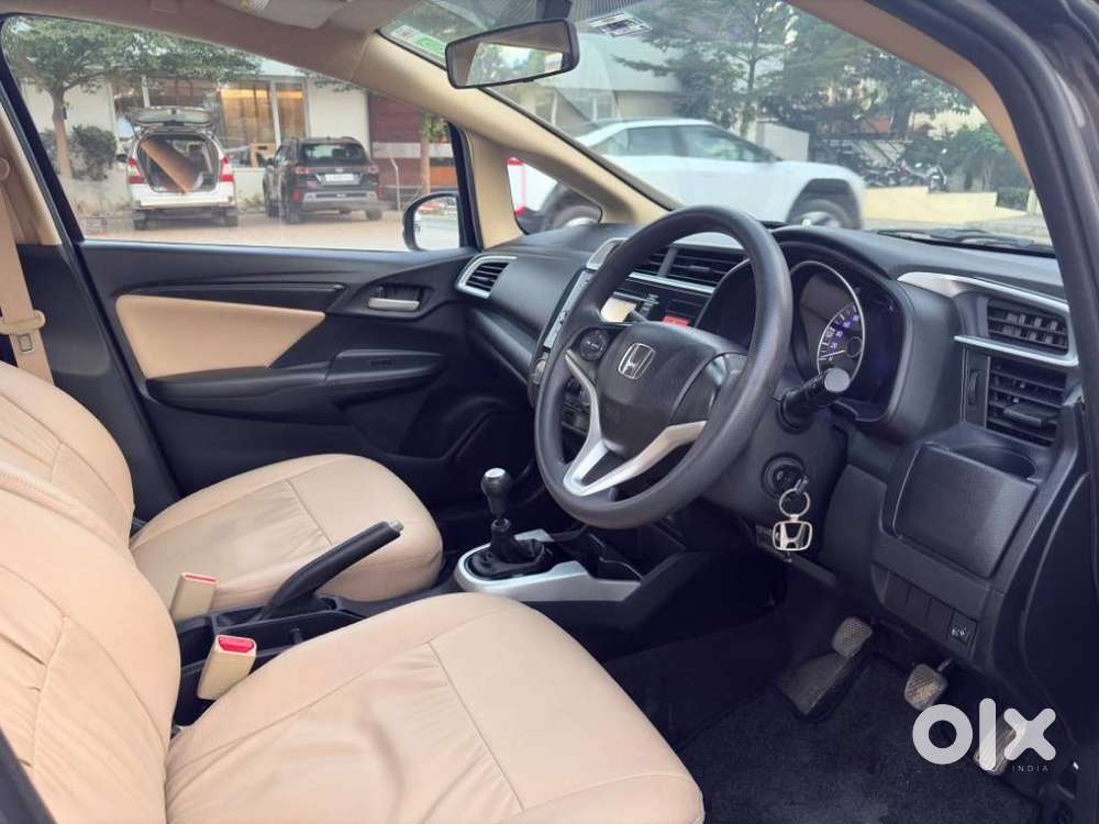 Honda Jazz Sv Mt I-vtec, 2015, Petrol