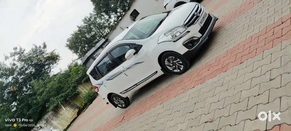 Maruti Suzuki Ertiga 2016 Diesel 180000 Km Driven