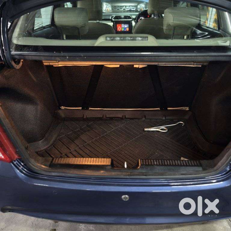 Maruti Suzuki Swift Dzire Zxi + Mt, 2022, Petrol