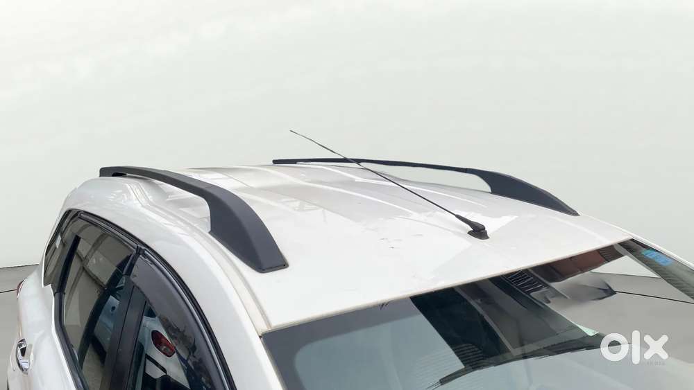 Renault Triber Rxz, 2024, Petrol