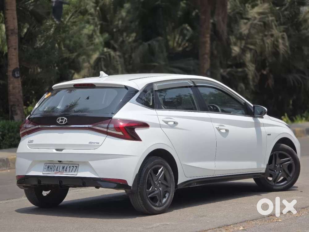 Hyundai I20 Sportz 1.2 Ivt, 2023, Petrol