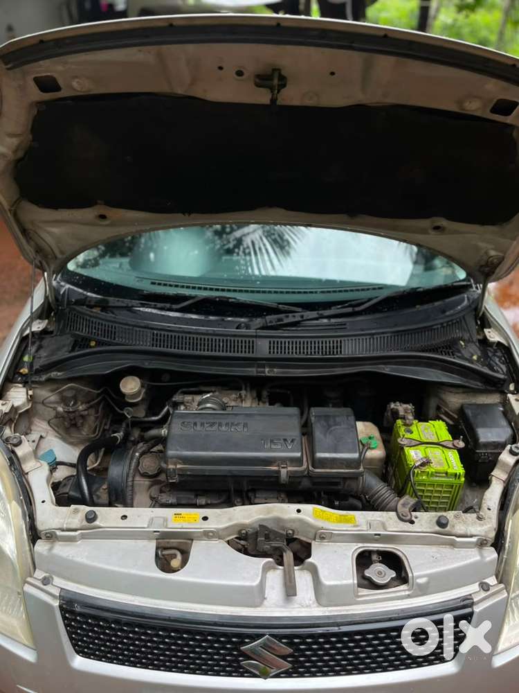 Swift Vxi Petrol 2005