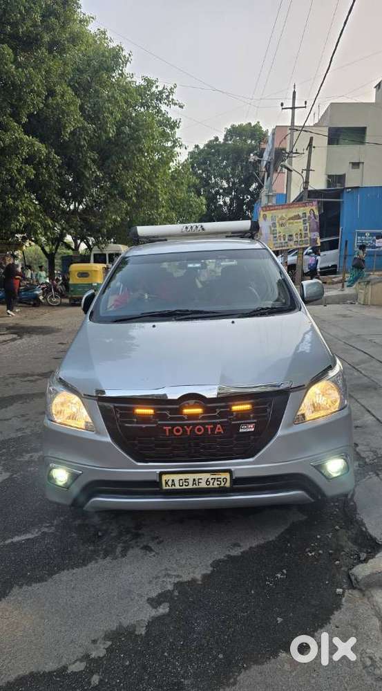 Toyota Innova 2.5 G (diesel) 8 Seater, 2016, Diesel