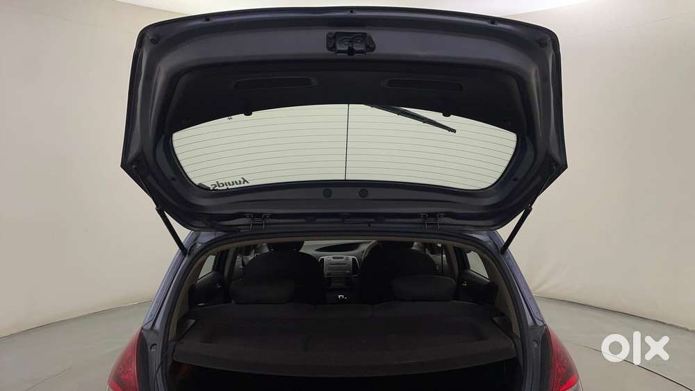 Hyundai I20 Asta 1.4 At Vtvt, 2011, Petrol