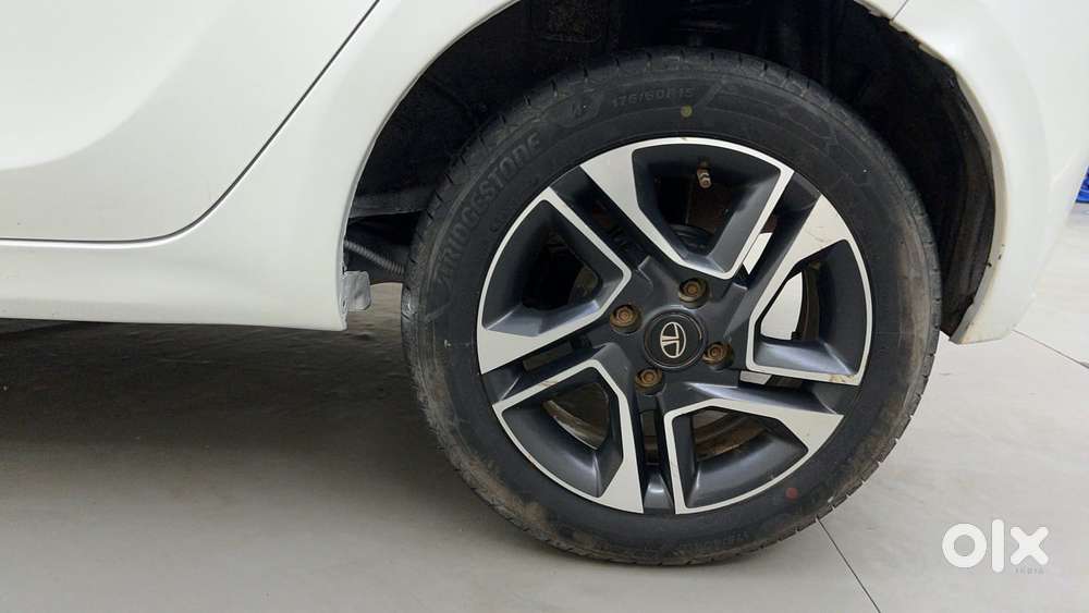Tata Tiago Xza Plus Dual Tone, 2020, Petrol