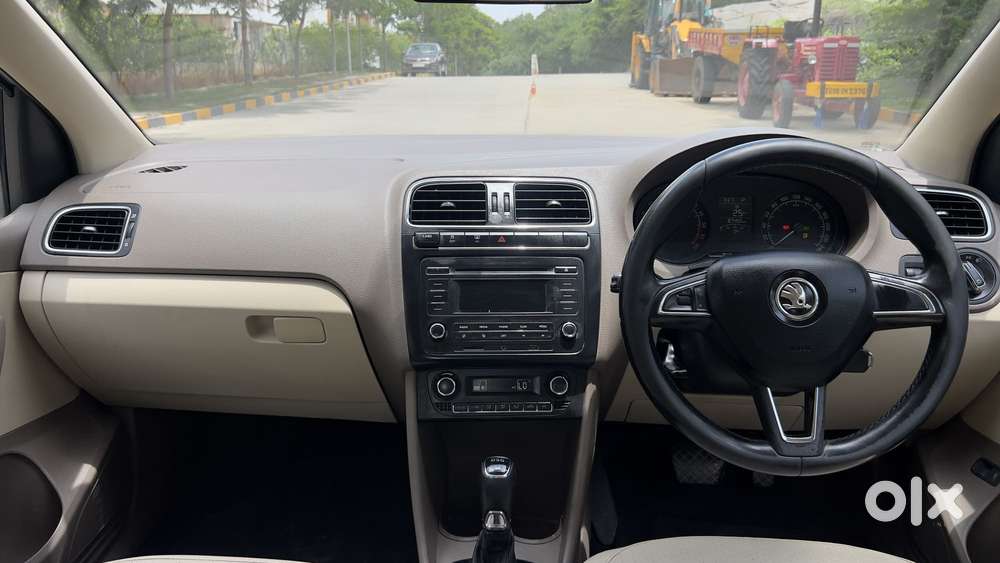Skoda Rapid 1.5 Tdi At Elegance Plus, 2015, Diesel