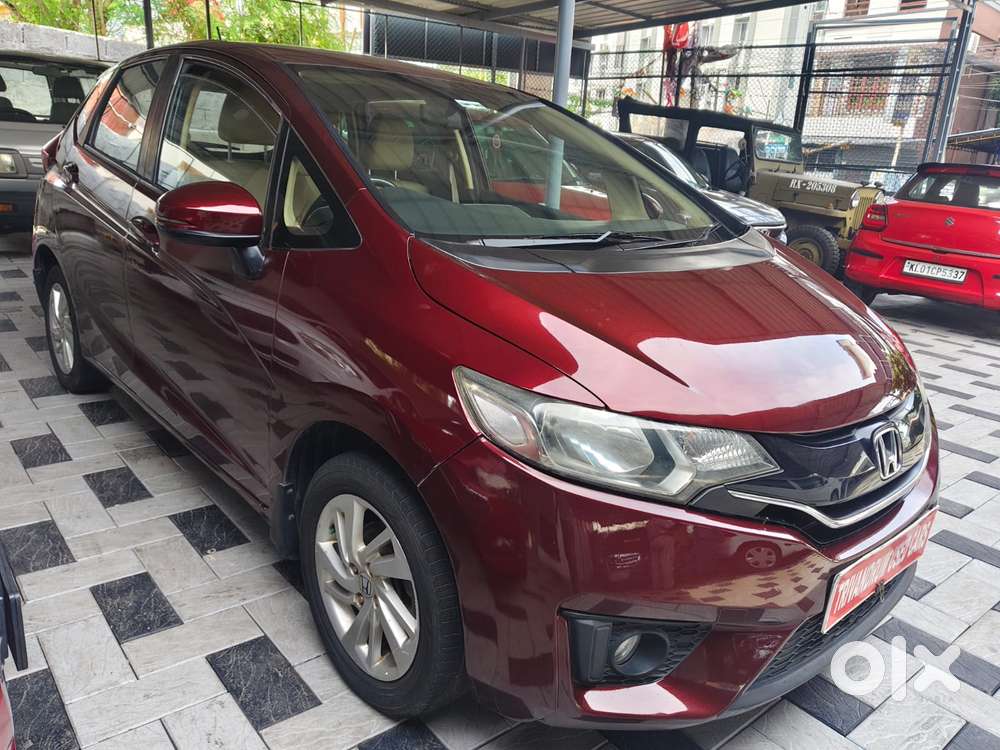 Honda Jazz V Mt Privilege, 2015, Petrol
