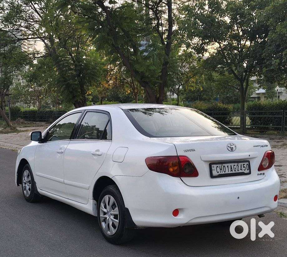 Toyota Corolla Altis 2010-2013 Aero 1.8 J, 2011, Diesel