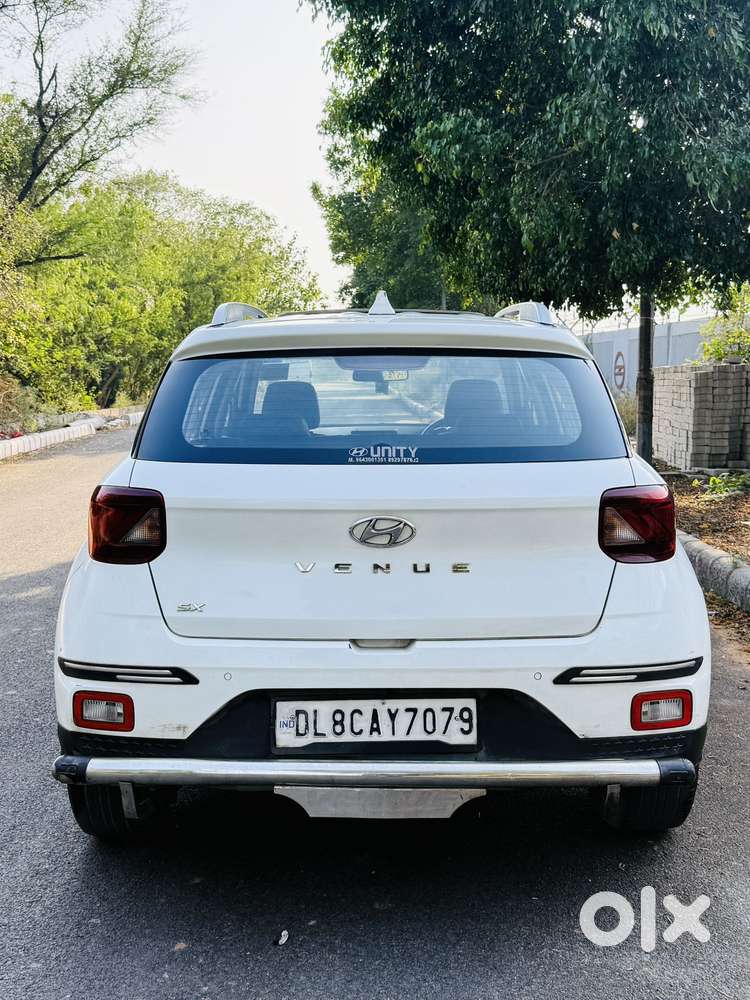 Hyundai Venue 1.5 Crdi Sx (o) Dual Tone, 2019, Diesel