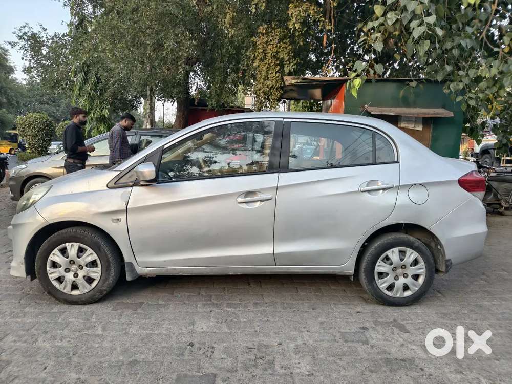Honda Amaze Petrol Well Maintained