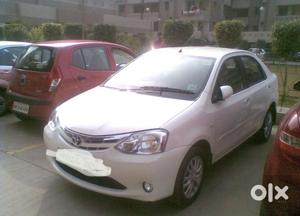 Toyota Etios V Petrol 2011