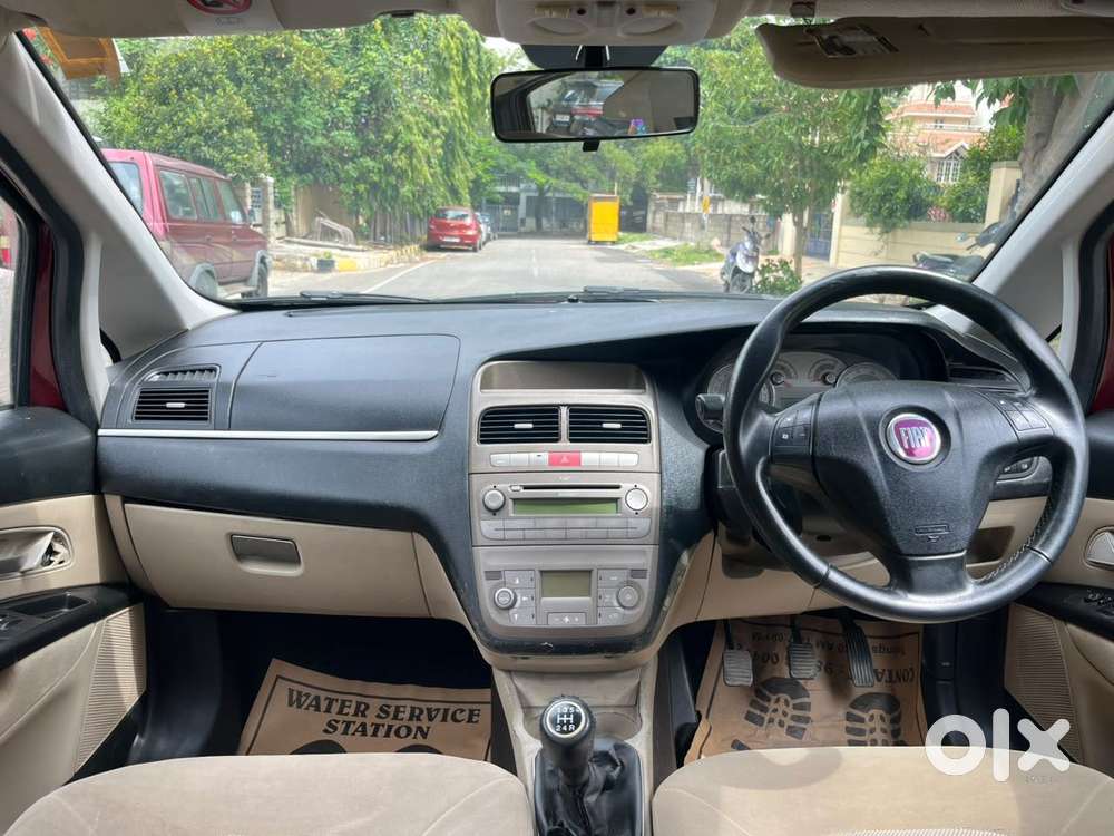 Fiat Linea Emotion Pk 1.4, 2010, Petrol