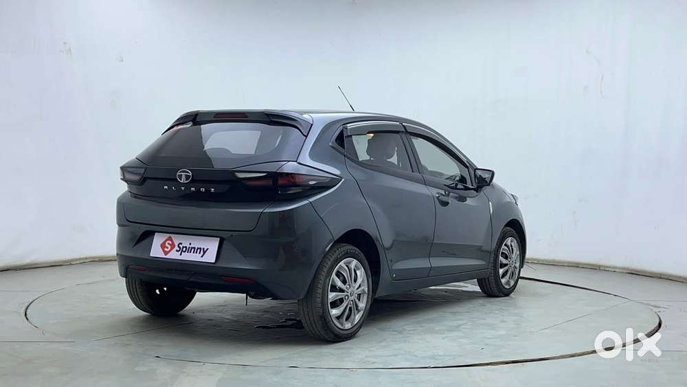 Tata Altroz 1.2 Xm Plus, 2022, Petrol