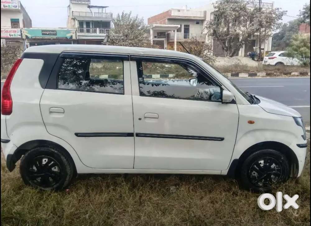 Maruti Suzuki Wagon R 10 October 2021 Lxi Cng Optional