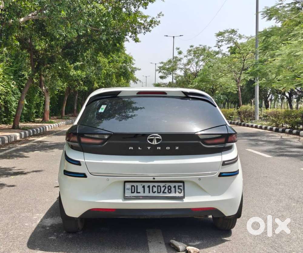 Tata Altroz 1.2 Xe, 2022, Cng & Hybrids