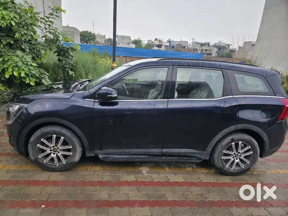 Mahindra Xuv700 2022 Diesel Well Maintained