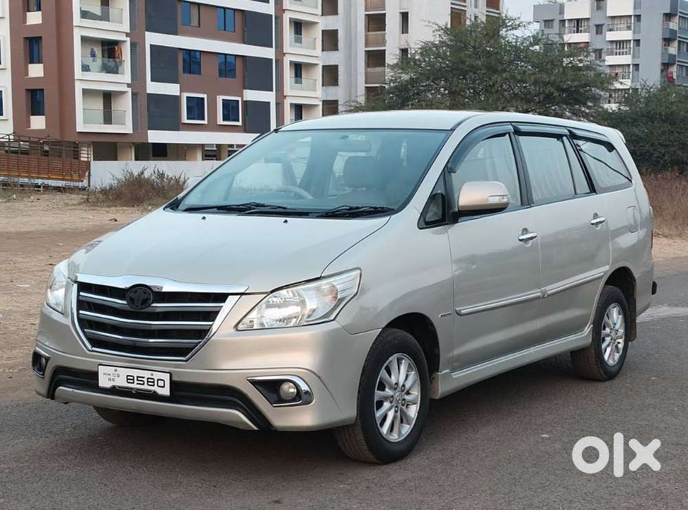 Toyota Innova 2009-2011 2.5 E 8 Str, 2012, Diesel