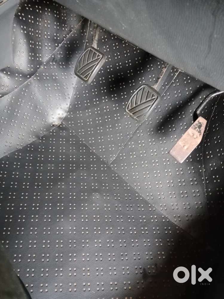 फुल कंडिशन गाडी