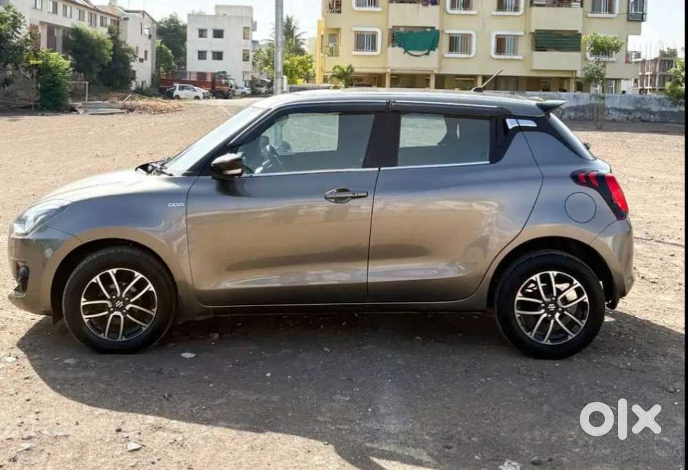 Maruti Suzuki Swift Vxi + Manual, 2022, Petrol