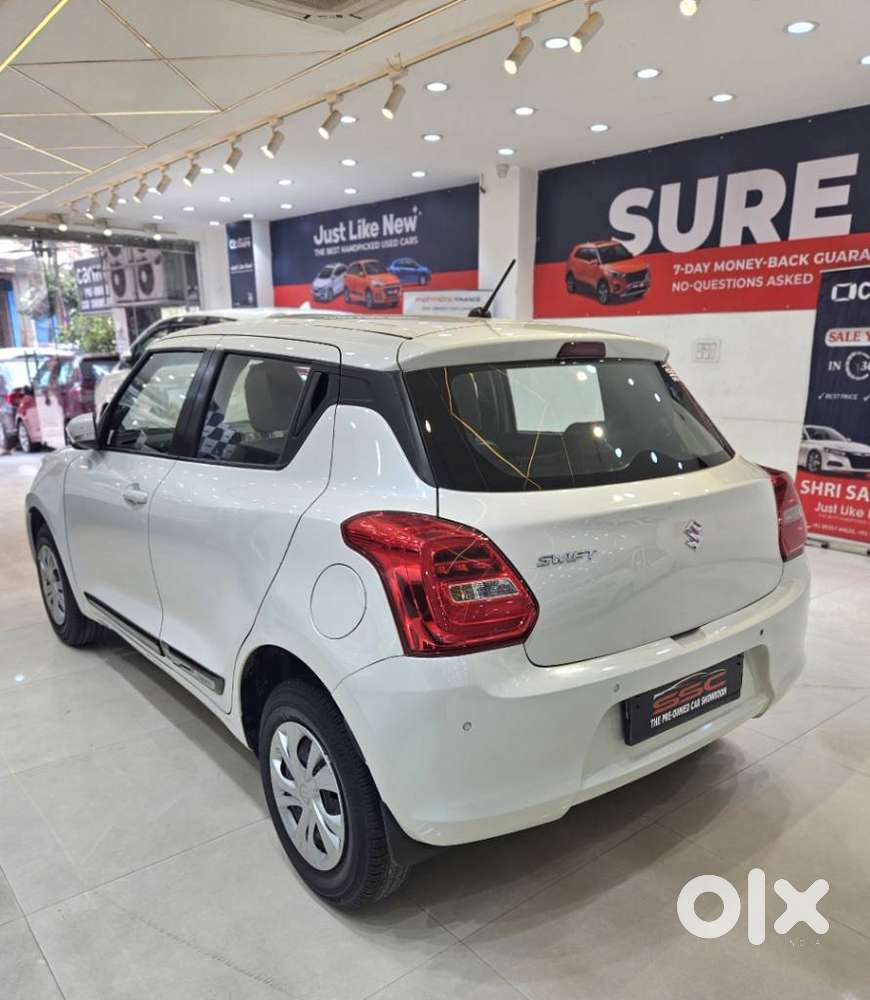 Maruti Suzuki Swift Vxi + Manual, 2023, Petrol