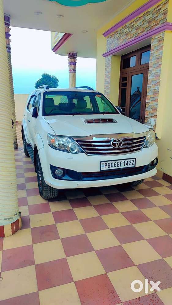 2013 Toyota Fortuner 4x2