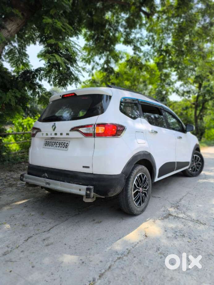 Renault Triber Rxz, 2020, Petrol